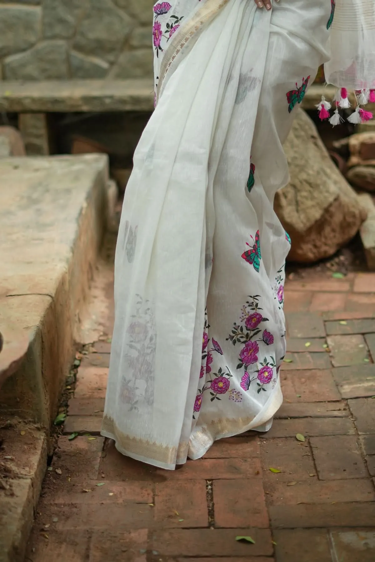 Blooms of Joy - Floral Embroidered Silk Linen Saree in Off White