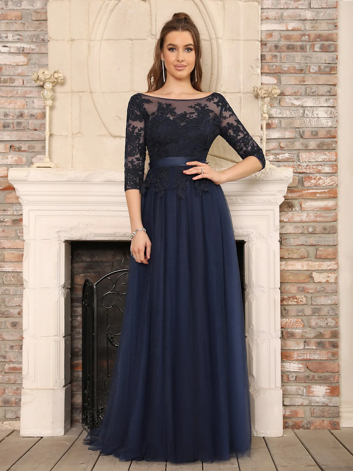 Round Neck Half Sleeves A line Tulle Lace Appliques Long Bridesmaid Dresses